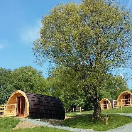 אתר קמפינג Glendalough Glamping - Adults Only *